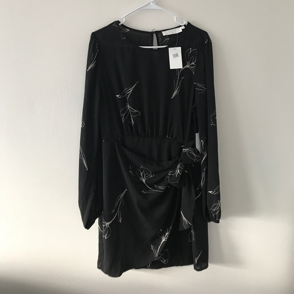 ASTR Black Floral Dress with Side Bow NWT - Picture 2 of 6